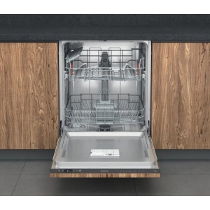 Hotpoint H2IHD526UK