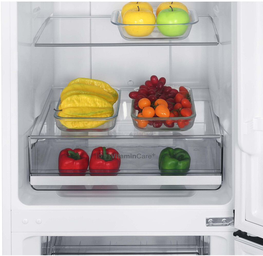Blomberg KNE4582VW Freestanding Total No Frost Fridge Freezer with VitaminCare+ - Image 9