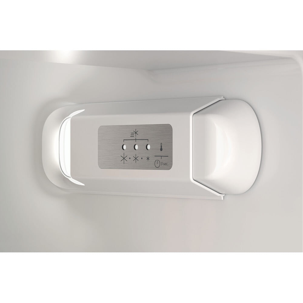 Hotpoint Integrated Fridge Freezer - 70 30 Low Frost With Adjustable Shelves - Image 6