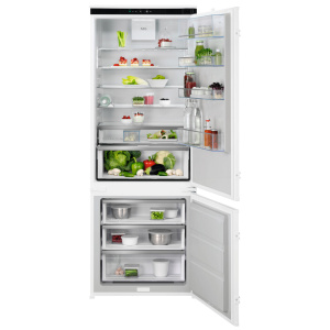 AEG Series 7000 NSC7G752ES 925975020 fridge-freezer Built-in 376 L White
