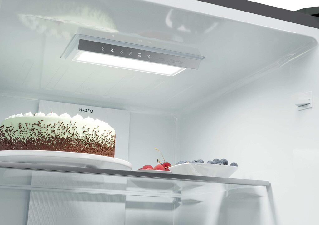 Haier 34006064 fridge-freezer 303 L Black - Image 29