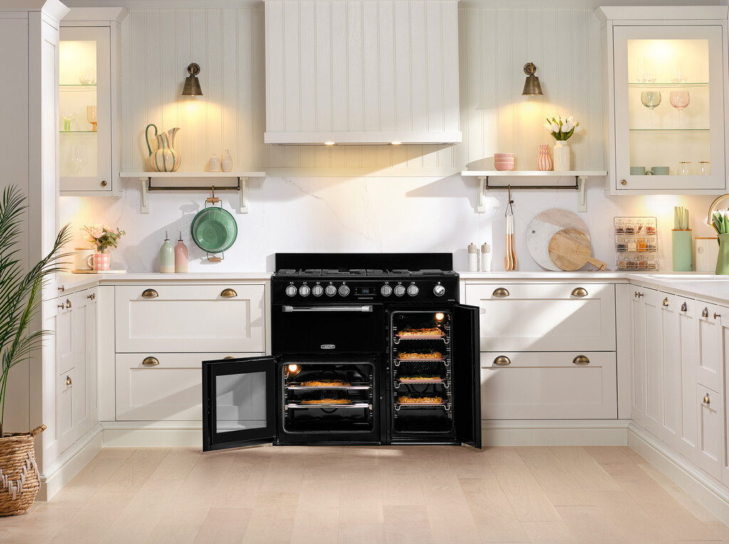 Leisure PR100F530K 100cm Dual Fuel Range Cooker with Three Ovens - Image 2