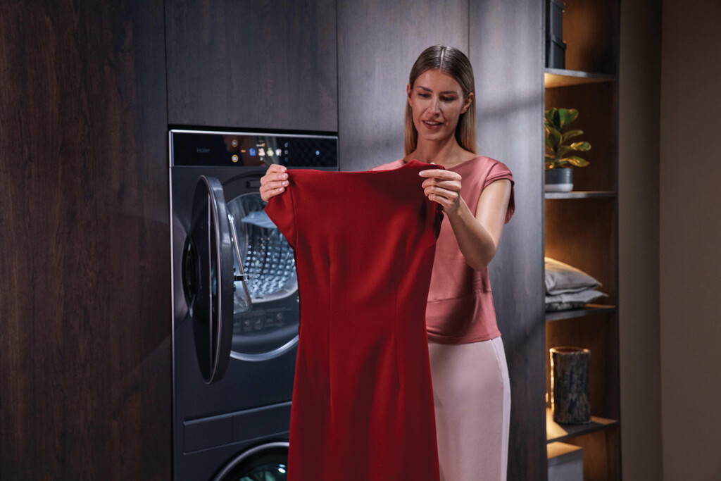 Haier CLC108-GNU1-UK washer dryer Freestanding Front-load Graphite - Image 15
