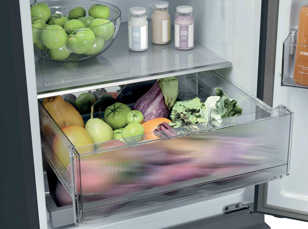 Haier 34006064 fridge-freezer 303 L Black - Image 27